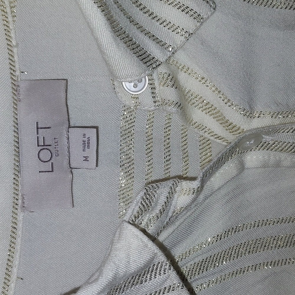 Loft Blouse - Picture 3 of 9
